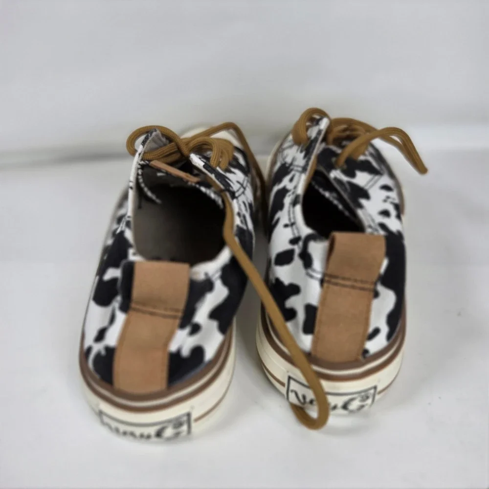 Very G‎ Driana Cow Print Sneakers Womens Size 10 Canvas Lace Up Casual Shoes